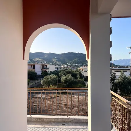 Appartement Kyklamino *