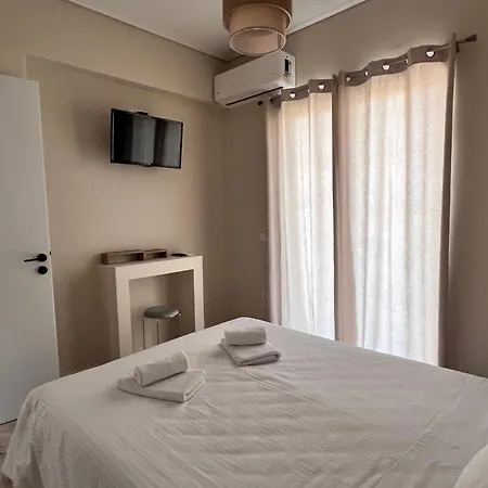 Kyklamino * Loutra Elenis